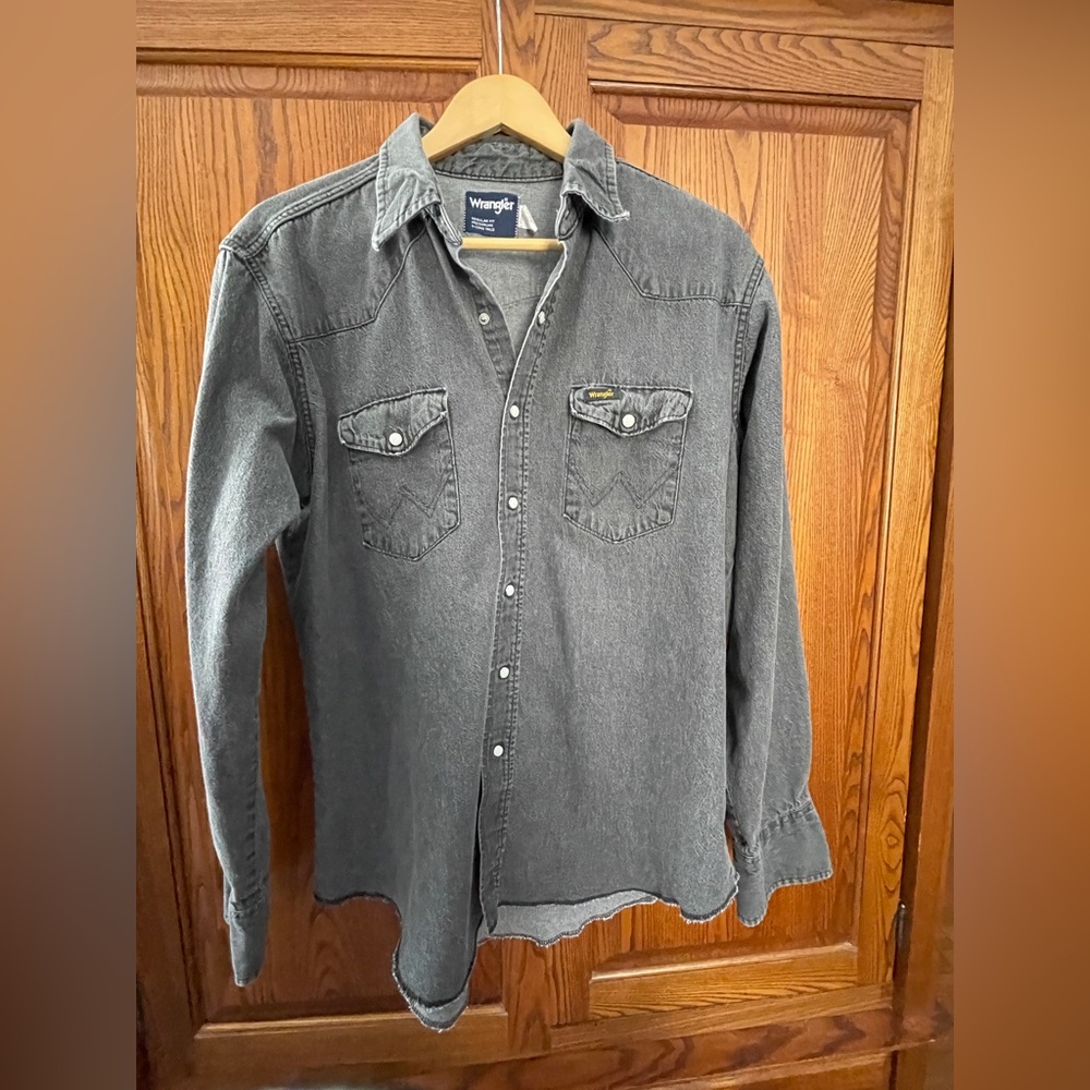 Wrangler Acid Washed Black Denim Western Shirt With Pearled Snaps Men's Size XL